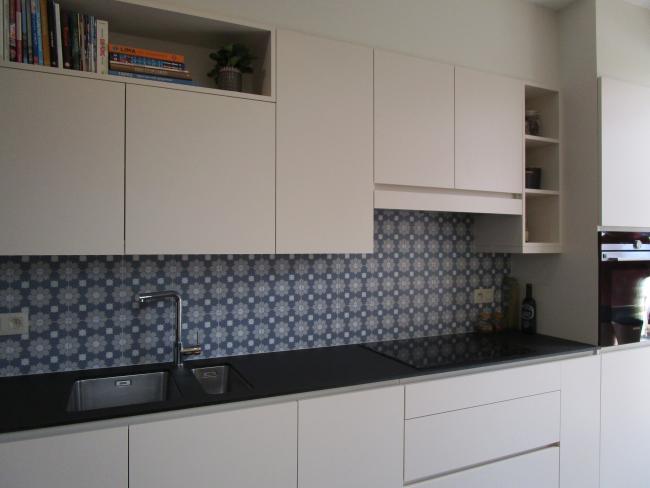 LA MADELEINE Abril 20x20